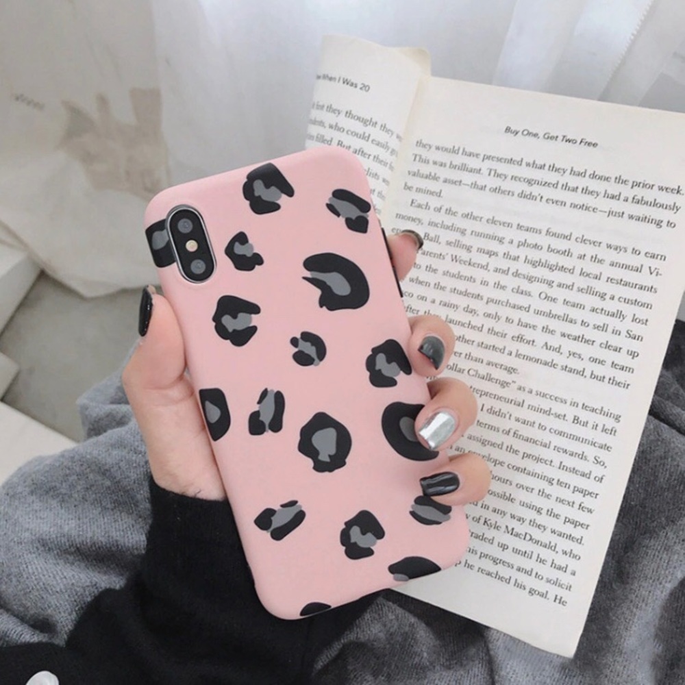 🐾LEOPARD PRINT IPHONE X XS CASE🐾